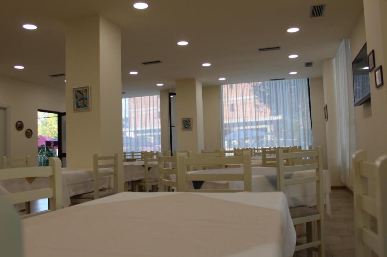 Hotel Villa Aljor Golem  Εξωτερικό φωτογραφία