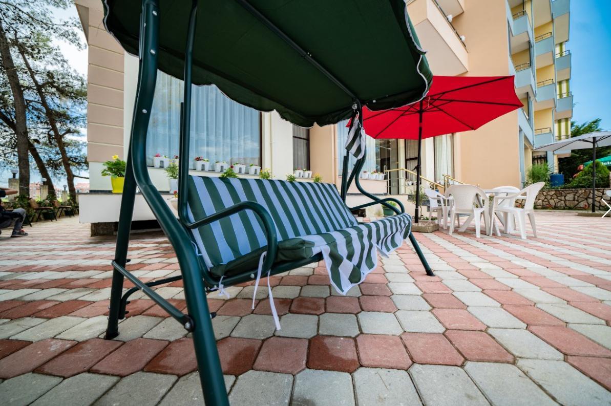 Hotel Villa Aljor Golem  Εξωτερικό φωτογραφία
