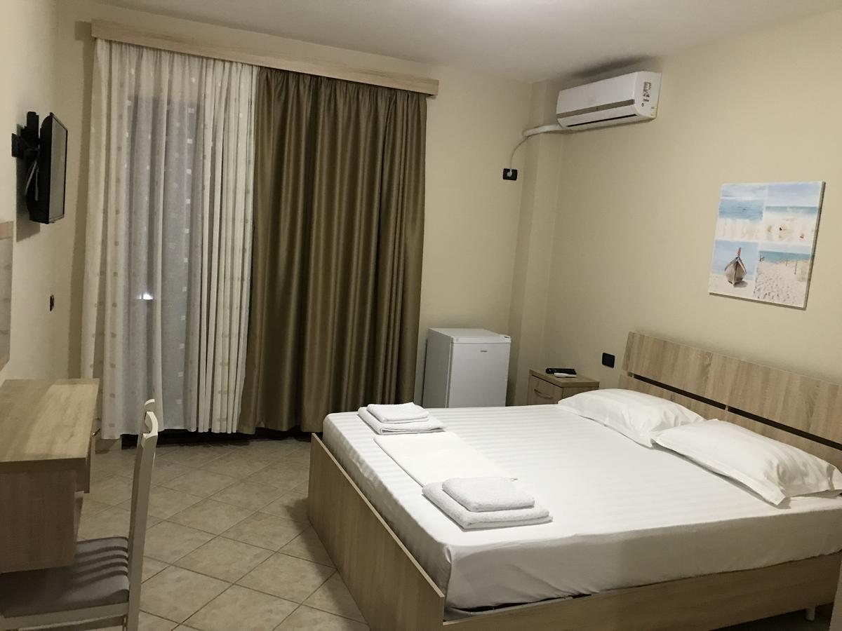 Hotel Villa Aljor Golem  Εξωτερικό φωτογραφία